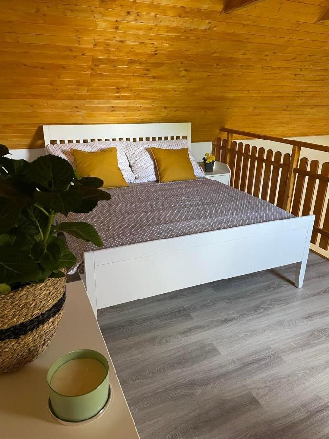 Vinny Sklep U Mna Mutěnice Extérieur photo