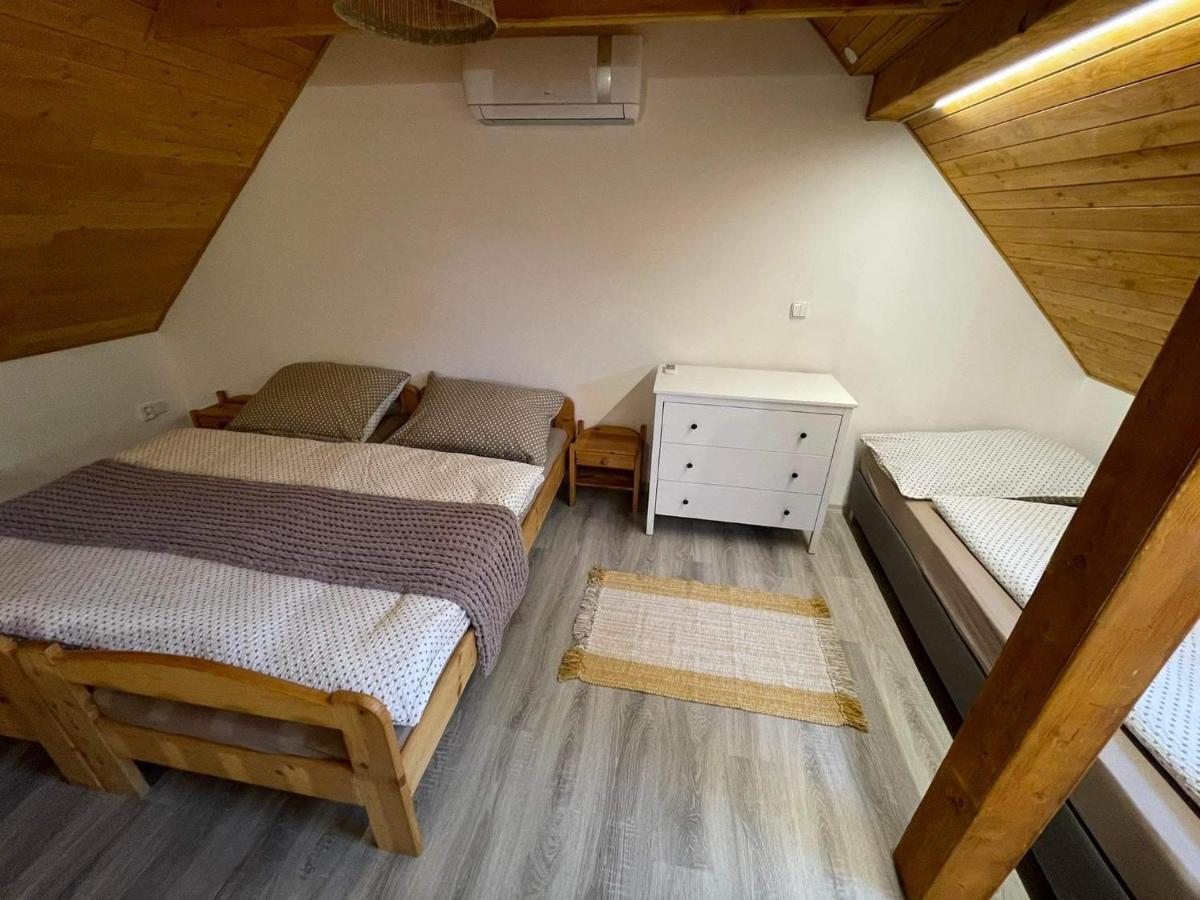 Vinny Sklep U Mna Mutěnice Extérieur photo